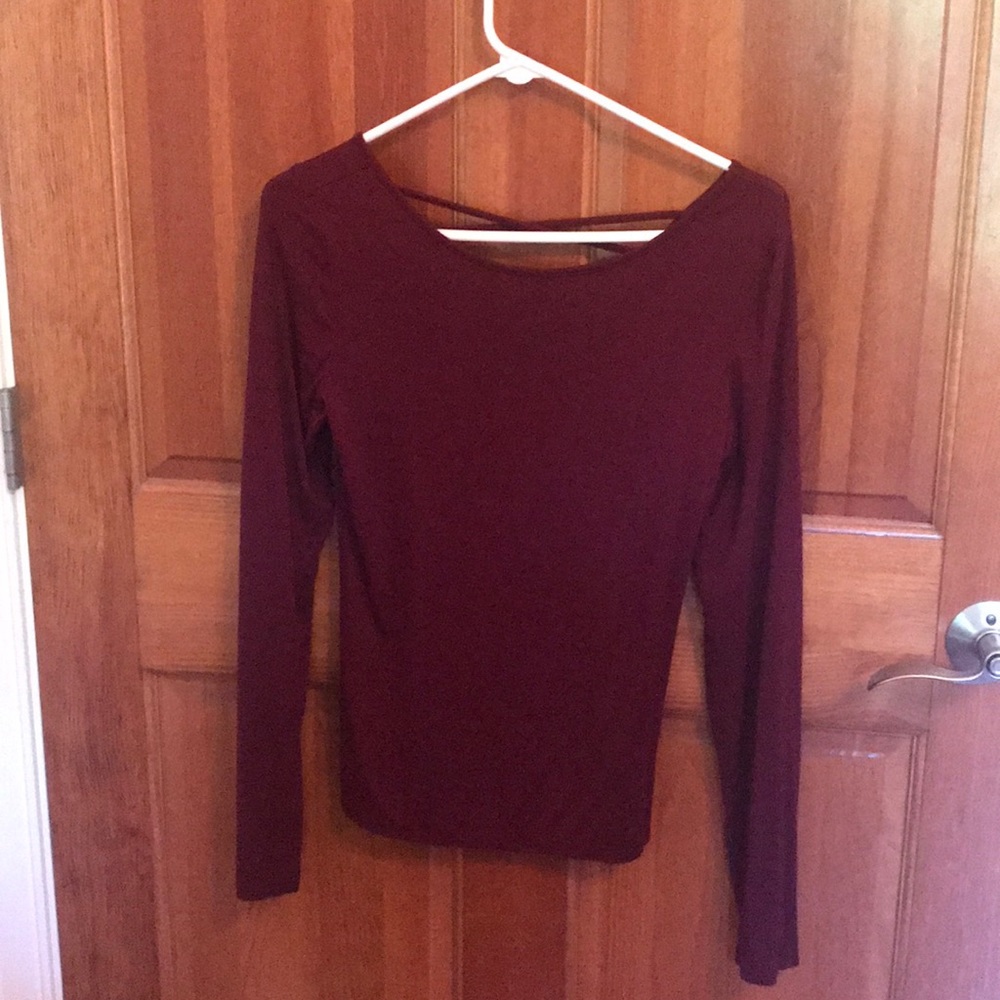 Aeropostale long sleeved with a cross back